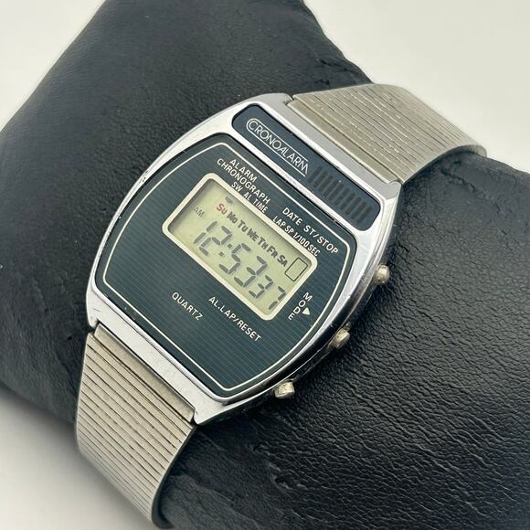Vintage 1980s Cronoalarm Silver St. Steel Digital Quartz Watch New Battery main image 6